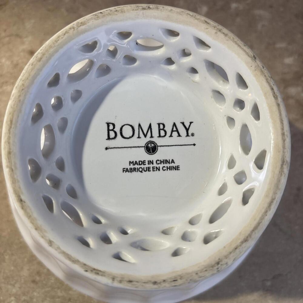 Vintage Bombay Company White Bowl - 6.5 inches - Picture 4 of 6